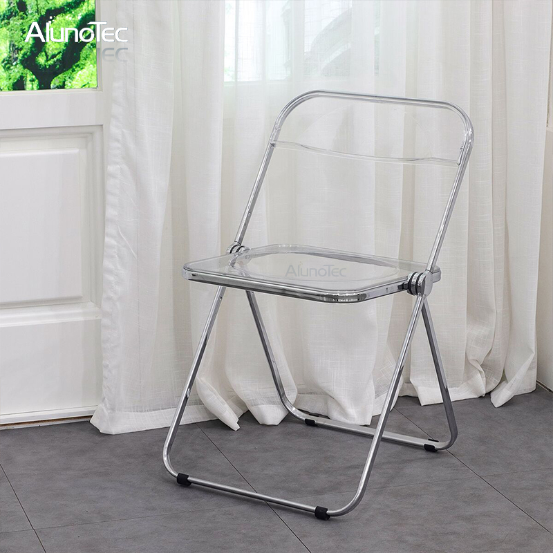 Outdoor Furniture Transparent Foldable Plastic Garden Chair in Chrome